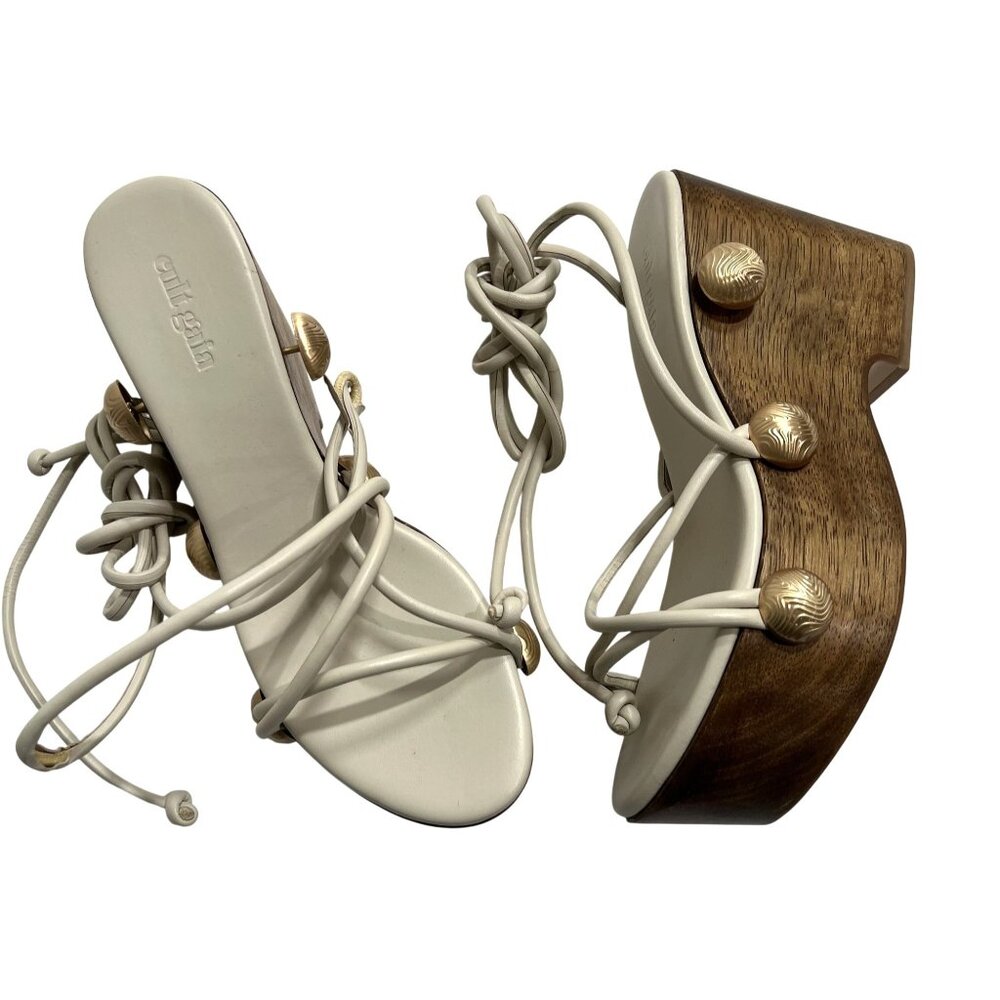 Cult Gaia Terra Sandal in Off White
